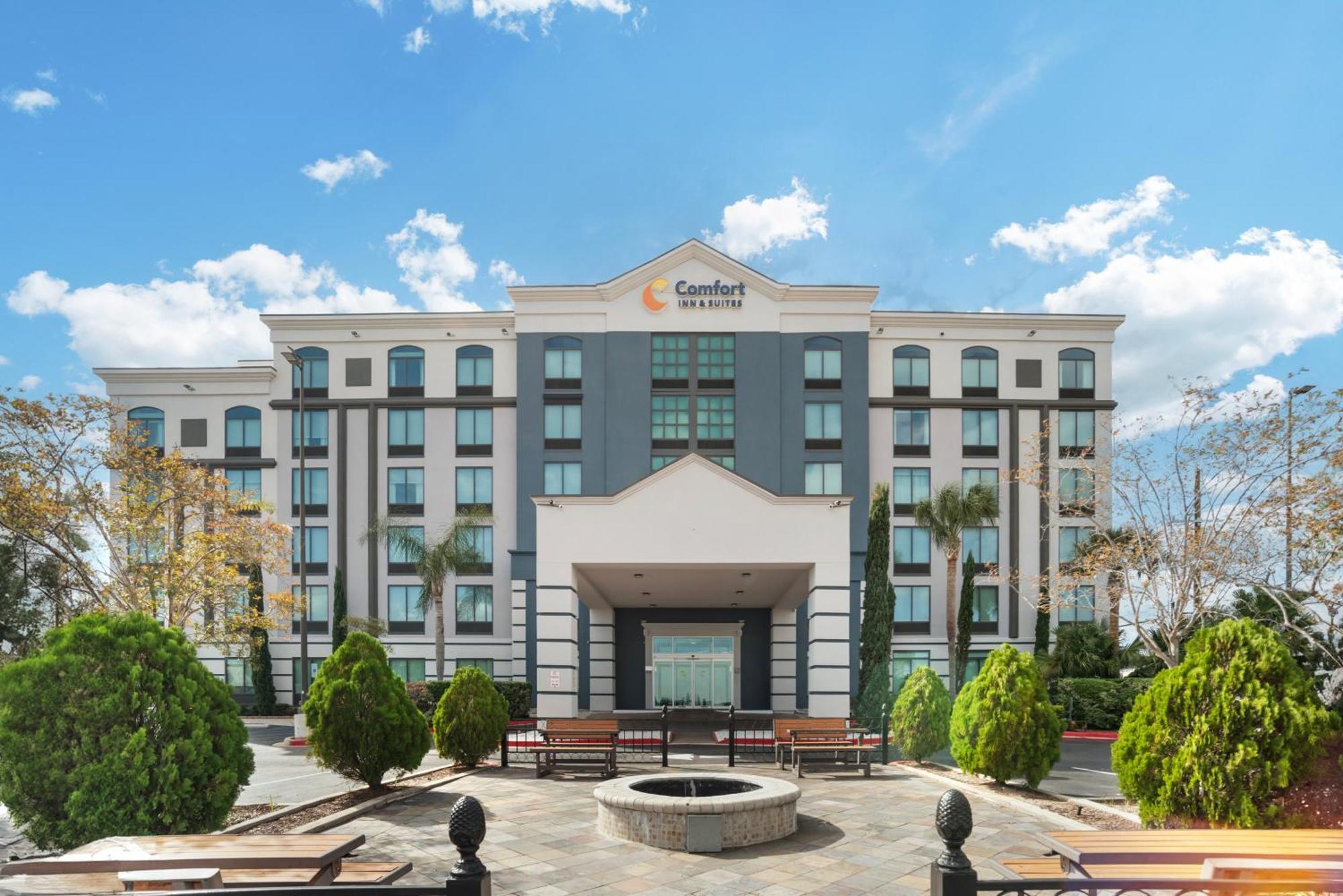Comfort Inn & Suites New Orleans Airport North Kenner Exterior photo